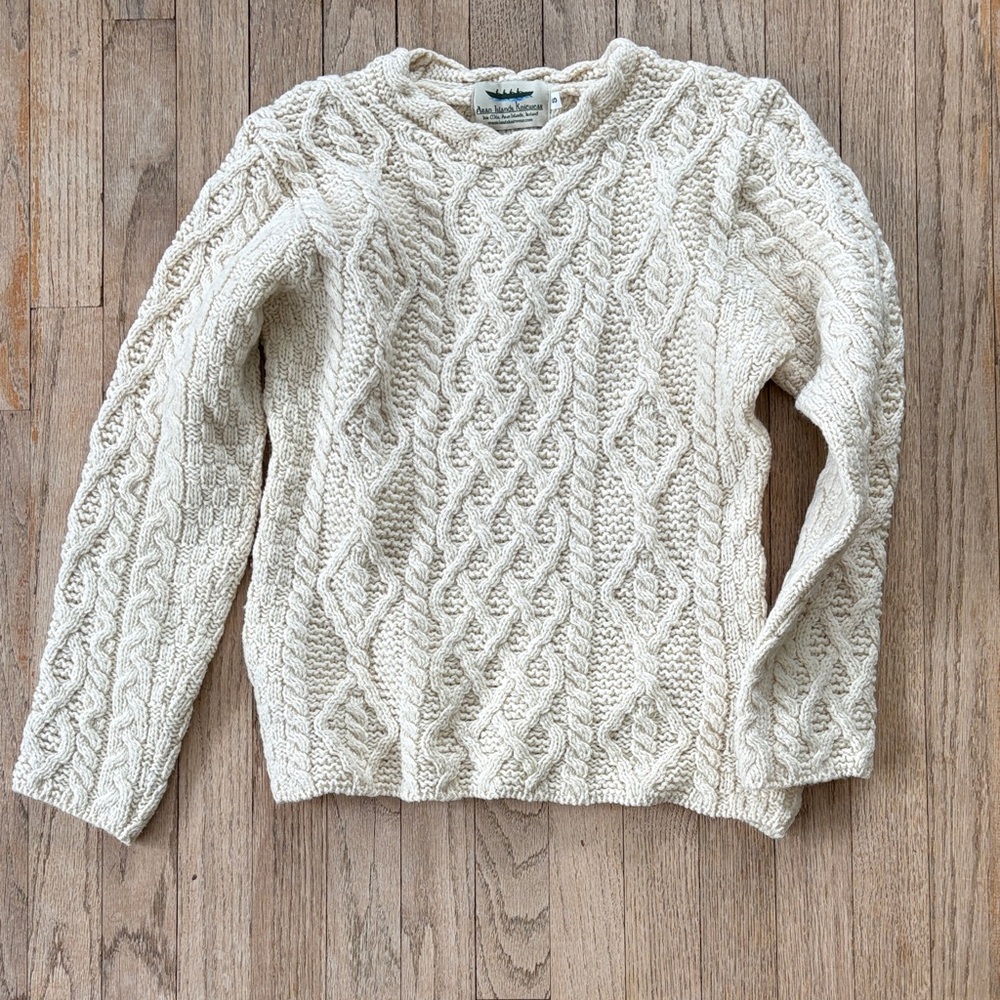 Elegant Aran Islands Knitwear Cable Knit Sweater